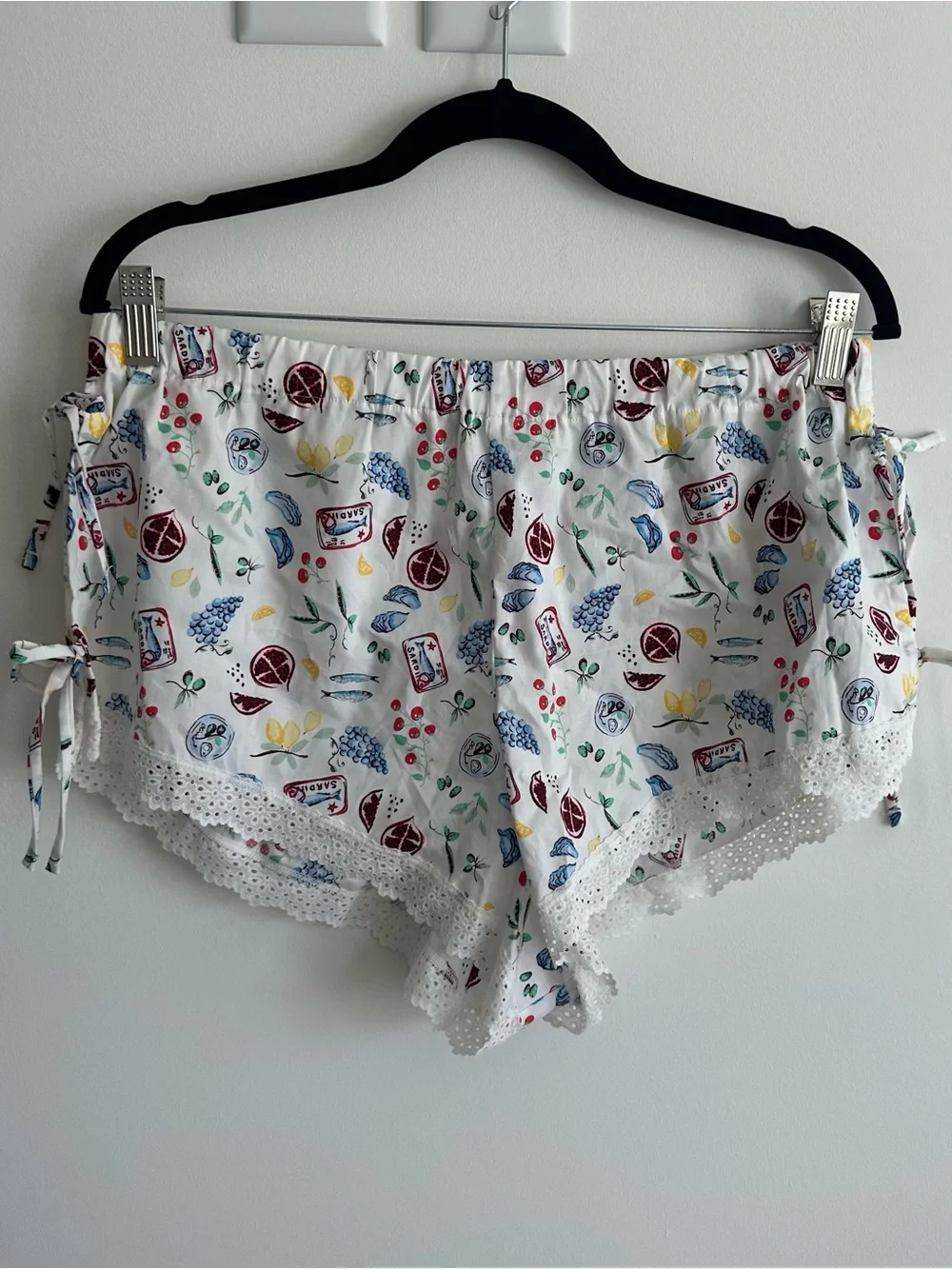 Colsie White Fruit/Sardine Printed Lace Trim Sleep Shorts
